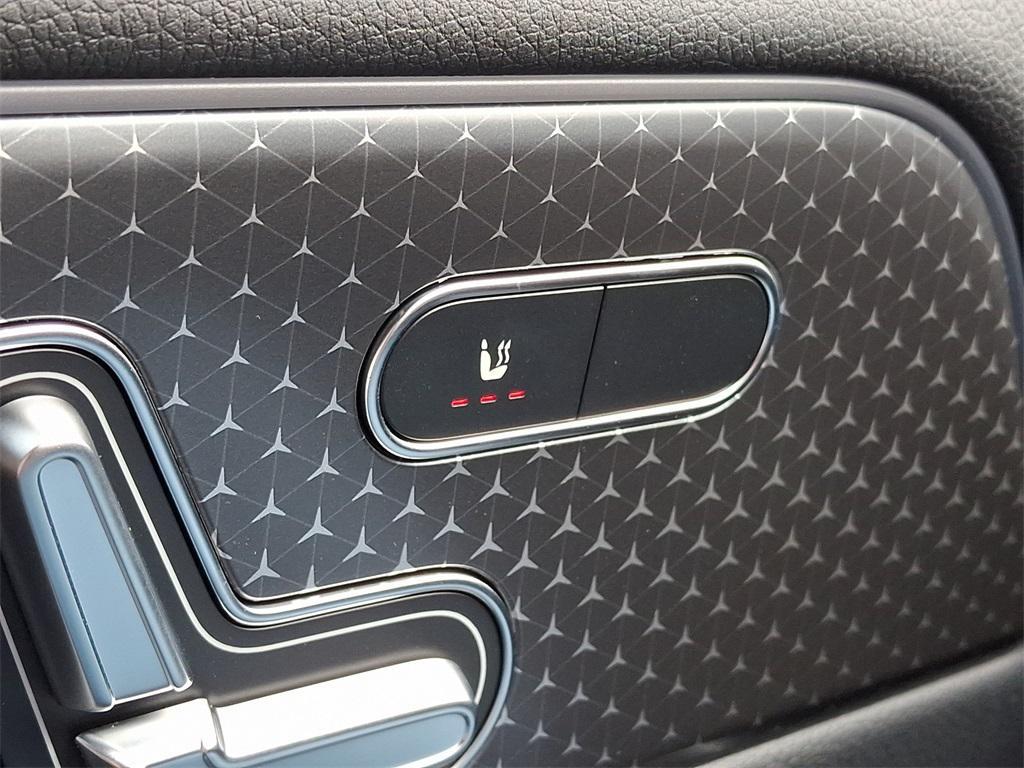 new 2025 Mercedes-Benz GLA 250 car, priced at $46,650