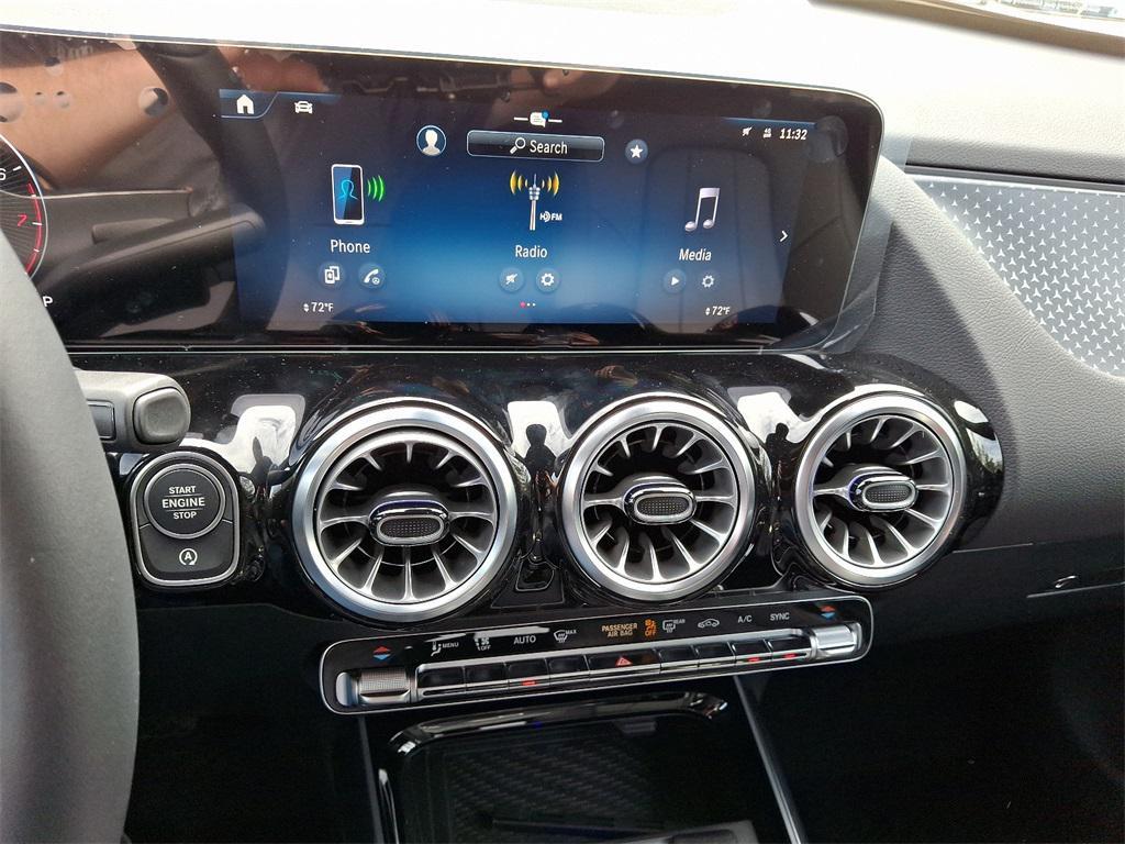 new 2025 Mercedes-Benz GLA 250 car, priced at $46,650