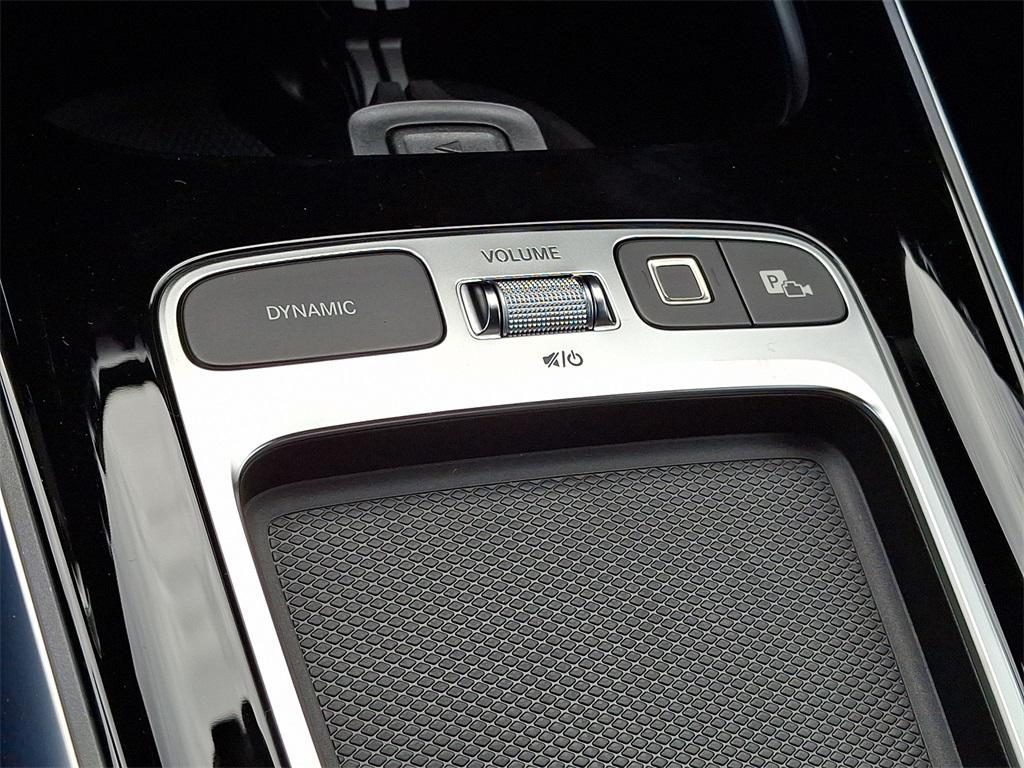 new 2025 Mercedes-Benz GLA 250 car, priced at $46,650