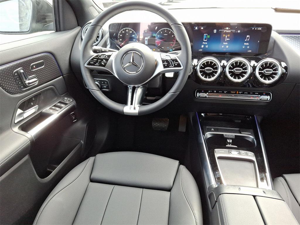 new 2025 Mercedes-Benz GLA 250 car, priced at $46,650