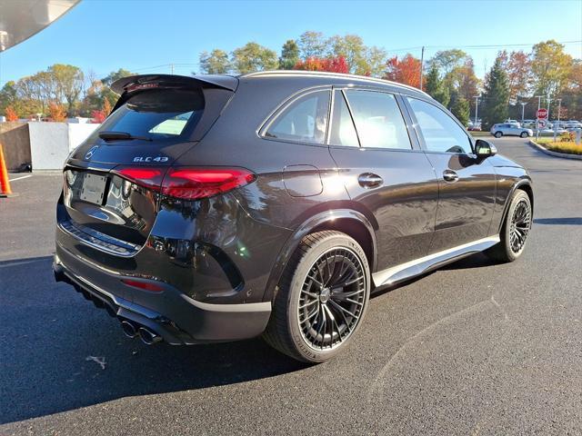 new 2025 Mercedes-Benz GLC 300 car, priced at $79,040