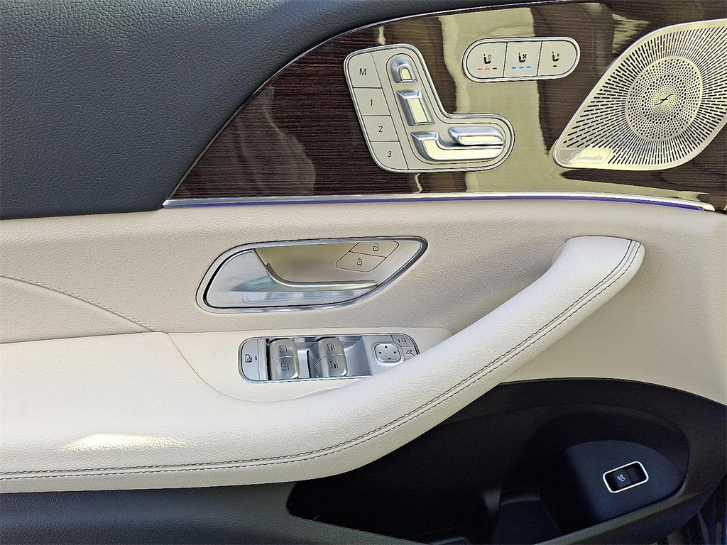 new 2026 Mercedes-Benz GLS 450 car, priced at $102,720