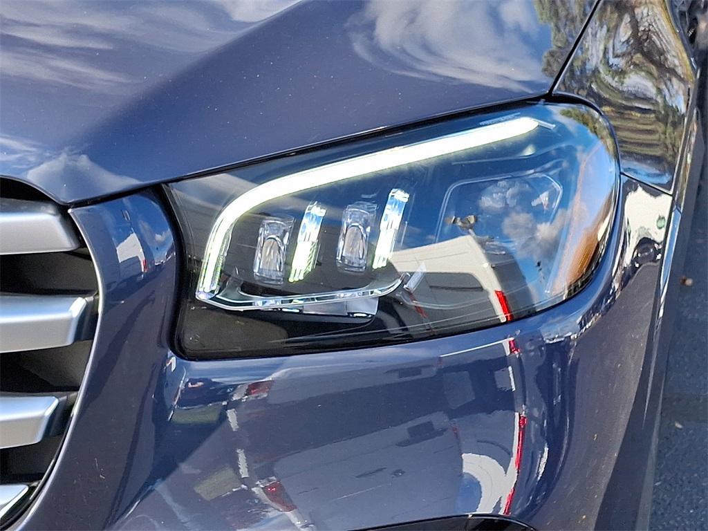 new 2026 Mercedes-Benz GLS 450 car, priced at $102,720