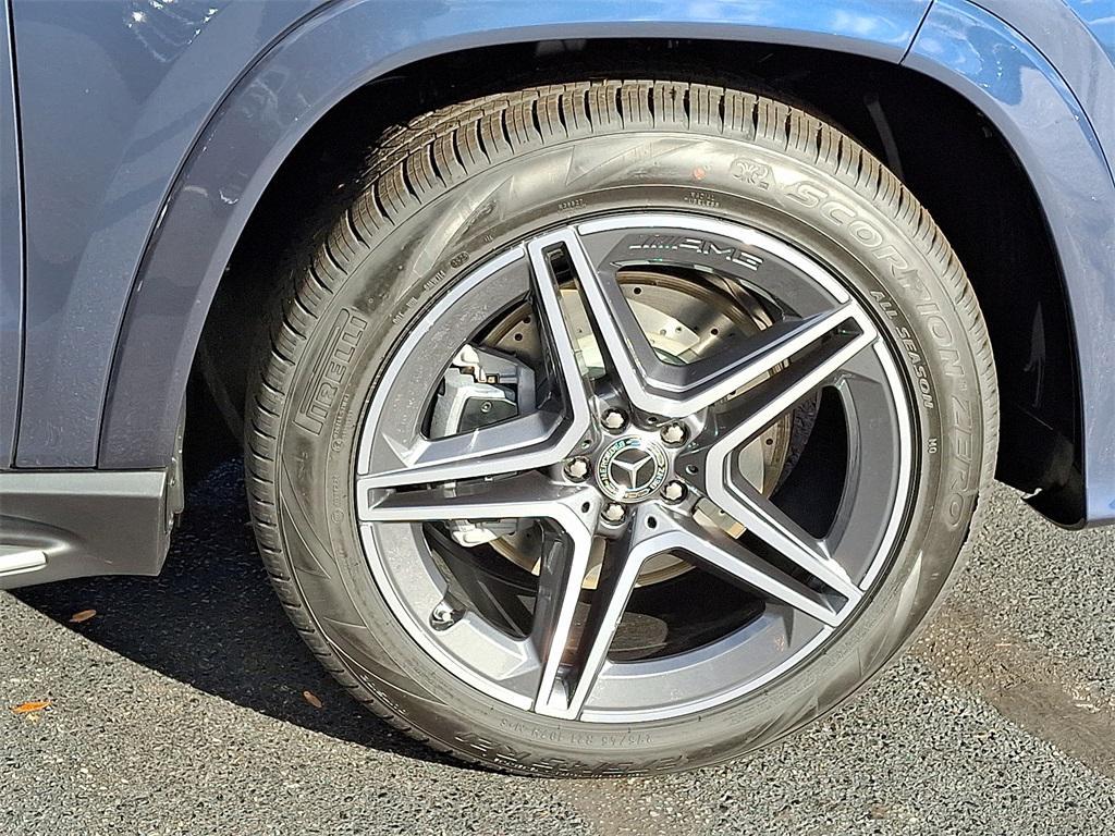 new 2026 Mercedes-Benz GLS 450 car, priced at $102,720