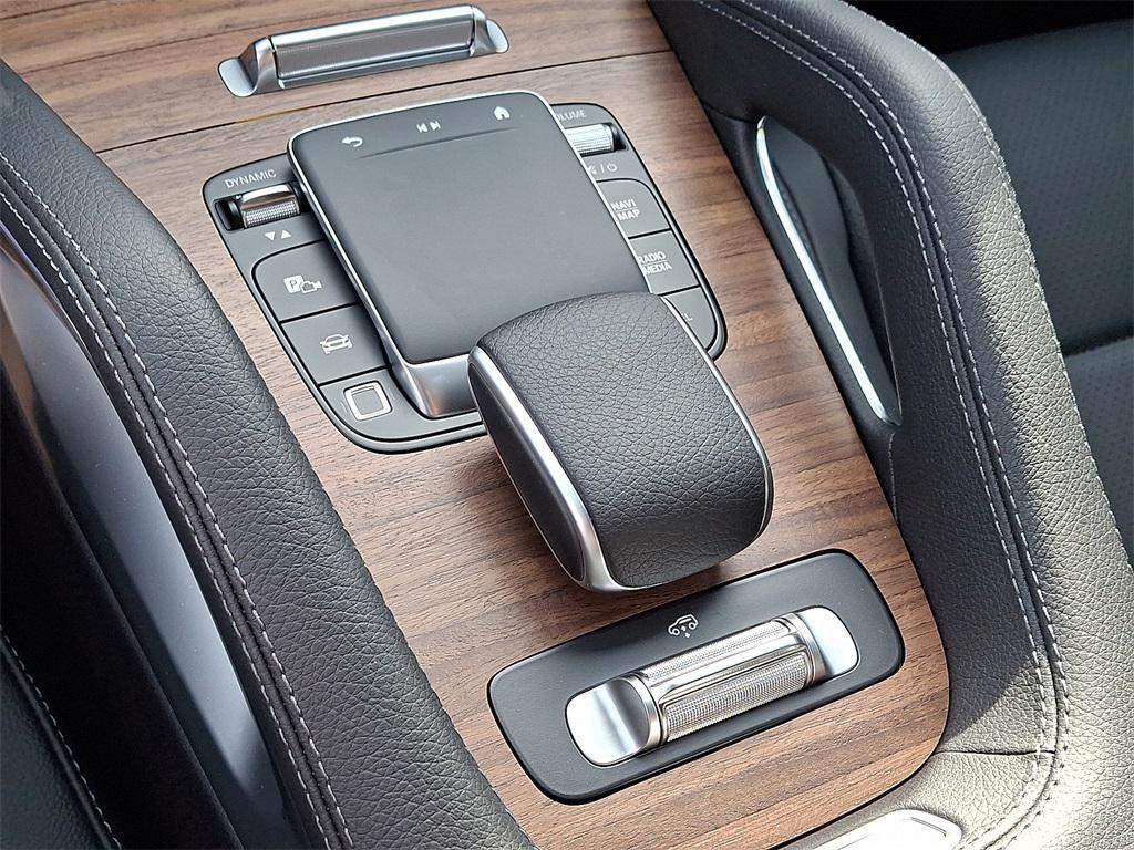new 2025 Mercedes-Benz GLS 450 car, priced at $95,365