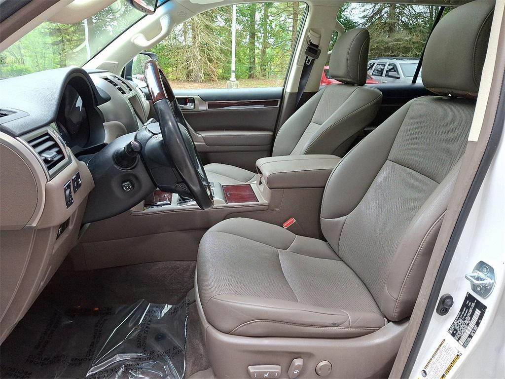 used 2019 Lexus GX 460 car, priced at $33,481