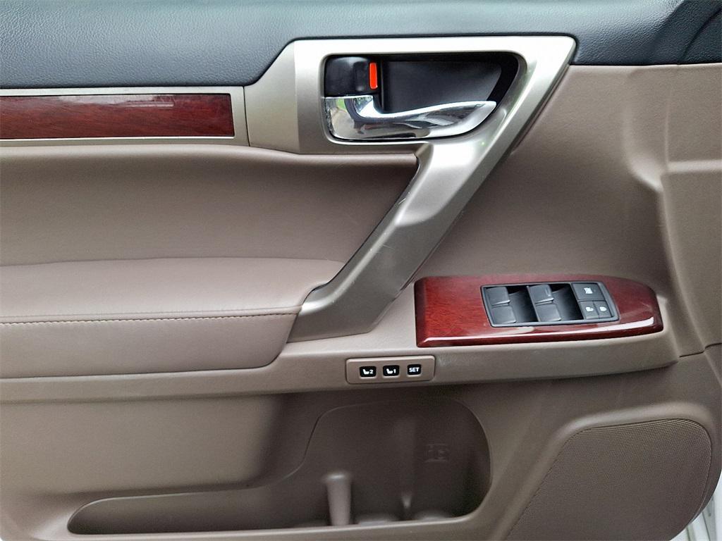 used 2019 Lexus GX 460 car, priced at $33,481