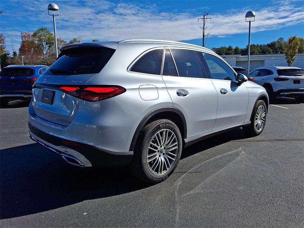 new 2026 Mercedes-Benz GLC 300 car, priced at $59,490