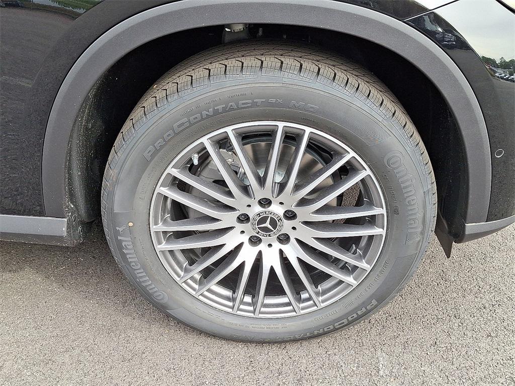 new 2026 Mercedes-Benz GLC 300 car, priced at $54,585