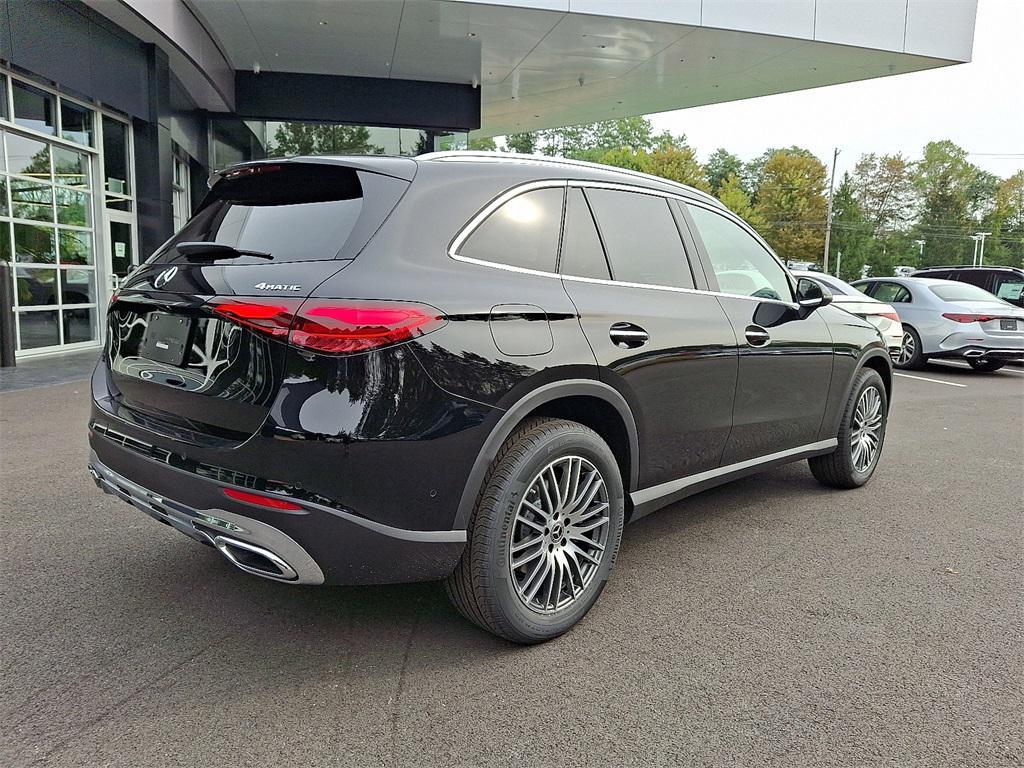 new 2026 Mercedes-Benz GLC 300 car, priced at $54,585