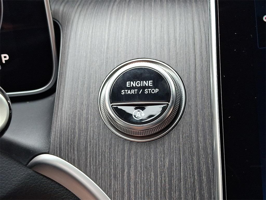 new 2026 Mercedes-Benz GLC 300 car, priced at $54,585