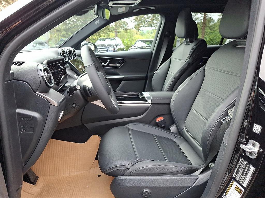 new 2026 Mercedes-Benz GLC 300 car, priced at $54,585