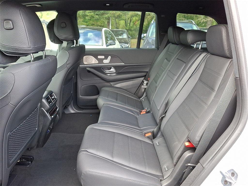 new 2025 Mercedes-Benz GLS 450 car, priced at $103,260