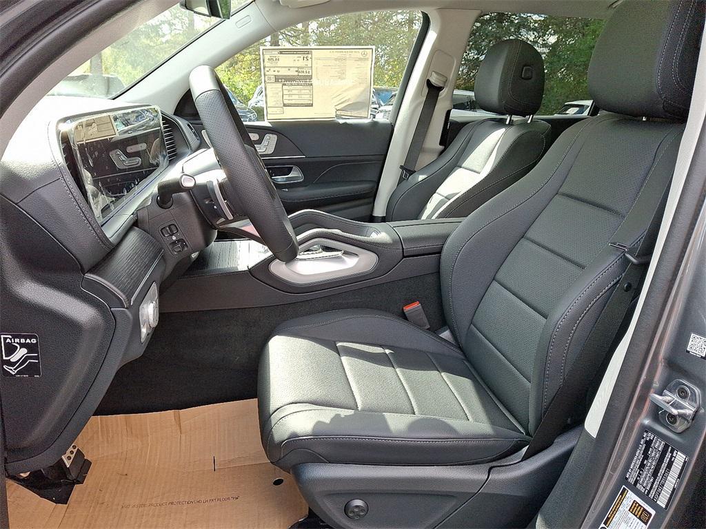 new 2026 Mercedes-Benz GLS 450 car, priced at $96,865