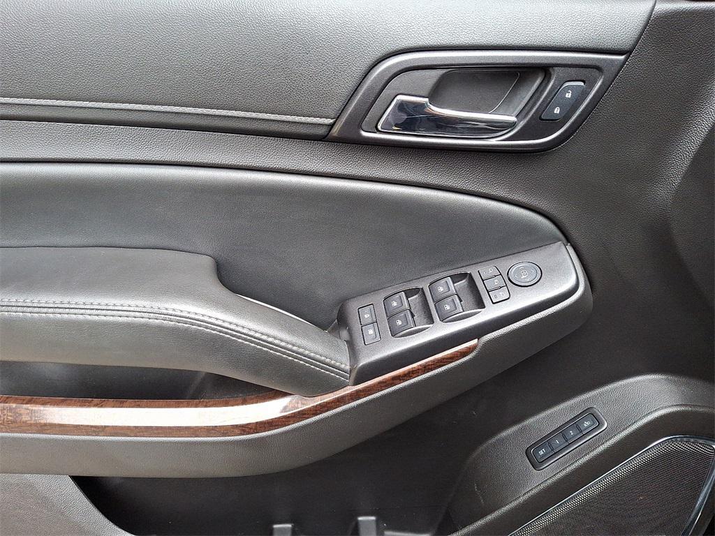 used 2016 GMC Yukon car, priced at $21,981