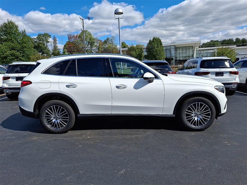 new 2026 Mercedes-Benz GLC 300 car, priced at $57,735