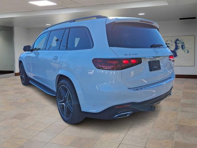 new 2025 Mercedes-Benz GLS 450 car, priced at $98,820