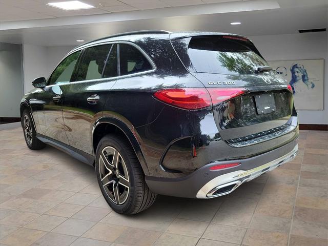 new 2025 Mercedes-Benz GLC 300 car, priced at $61,290