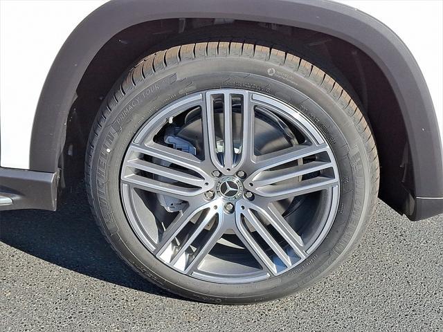 new 2025 Mercedes-Benz GLS 450 car, priced at $92,900