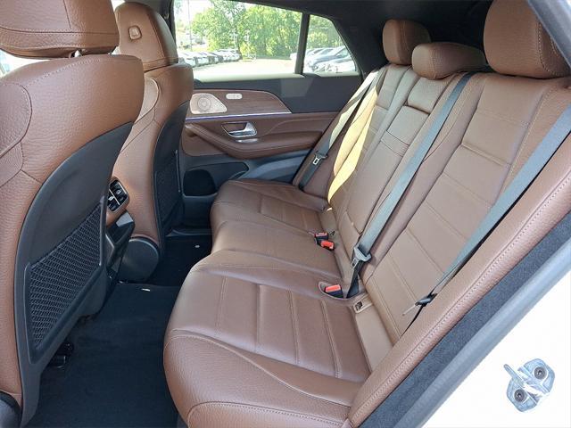 new 2025 Mercedes-Benz GLE 450 car, priced at $87,700