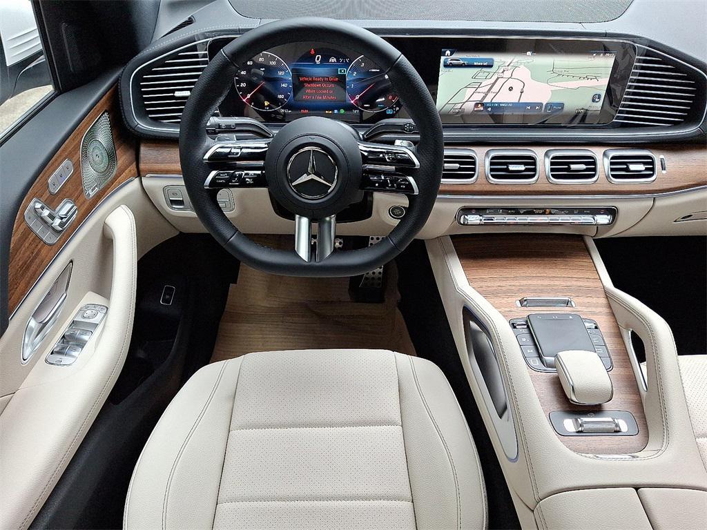 new 2025 Mercedes-Benz GLS 450 car, priced at $95,025
