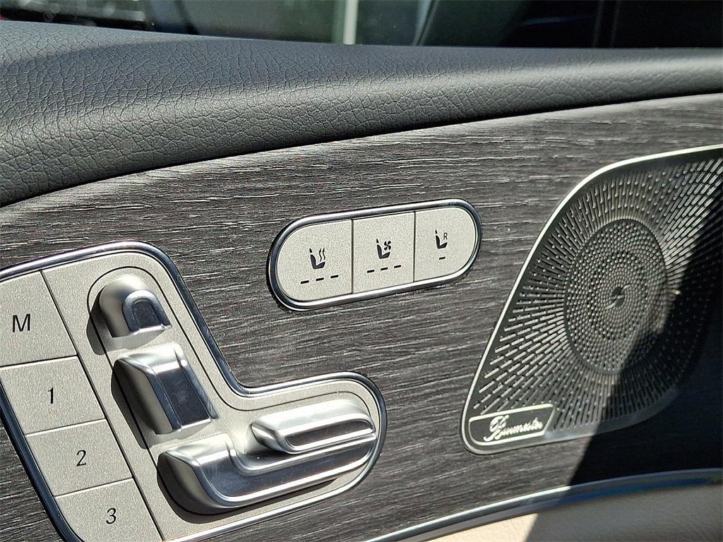 new 2026 Mercedes-Benz GLS 450 car, priced at $100,160