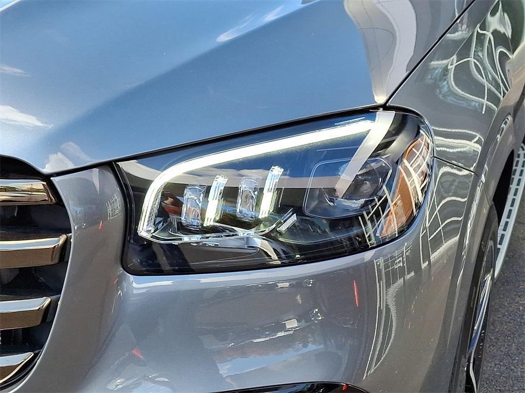 new 2026 Mercedes-Benz GLS 450 car, priced at $100,160