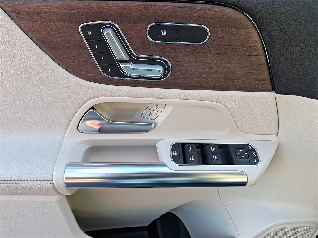 used 2022 Mercedes-Benz GLA 250 car, priced at $29,481