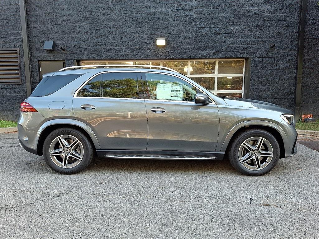new 2026 Mercedes-Benz GLE 450 car, priced at $78,145