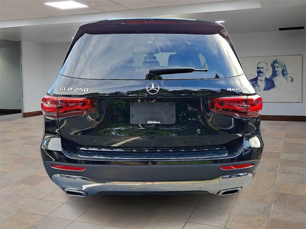 used 2022 Mercedes-Benz GLB 250 car, priced at $32,481