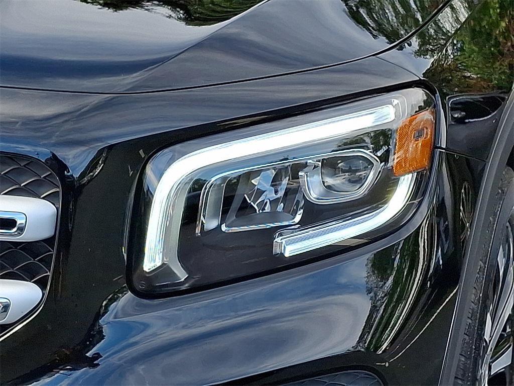 used 2022 Mercedes-Benz GLB 250 car, priced at $32,481