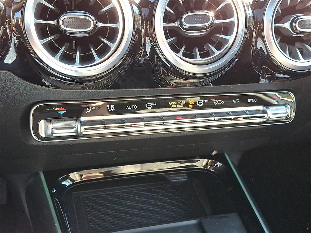 used 2025 Mercedes-Benz GLA 250 car, priced at $41,881