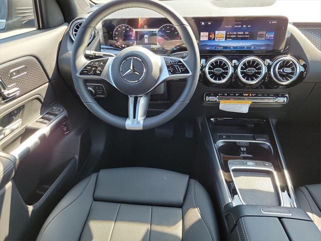 new 2025 Mercedes-Benz GLA 250 car, priced at $52,135
