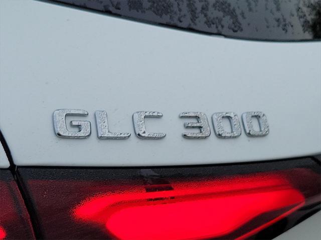 new 2025 Mercedes-Benz GLC 300 car, priced at $57,520