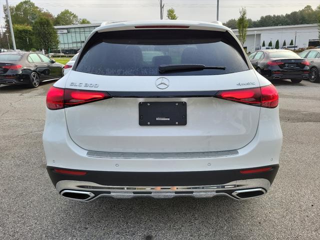 new 2025 Mercedes-Benz GLC 300 car, priced at $57,520