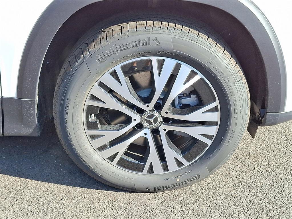 new 2026 Mercedes-Benz GLB 250 car, priced at $52,595