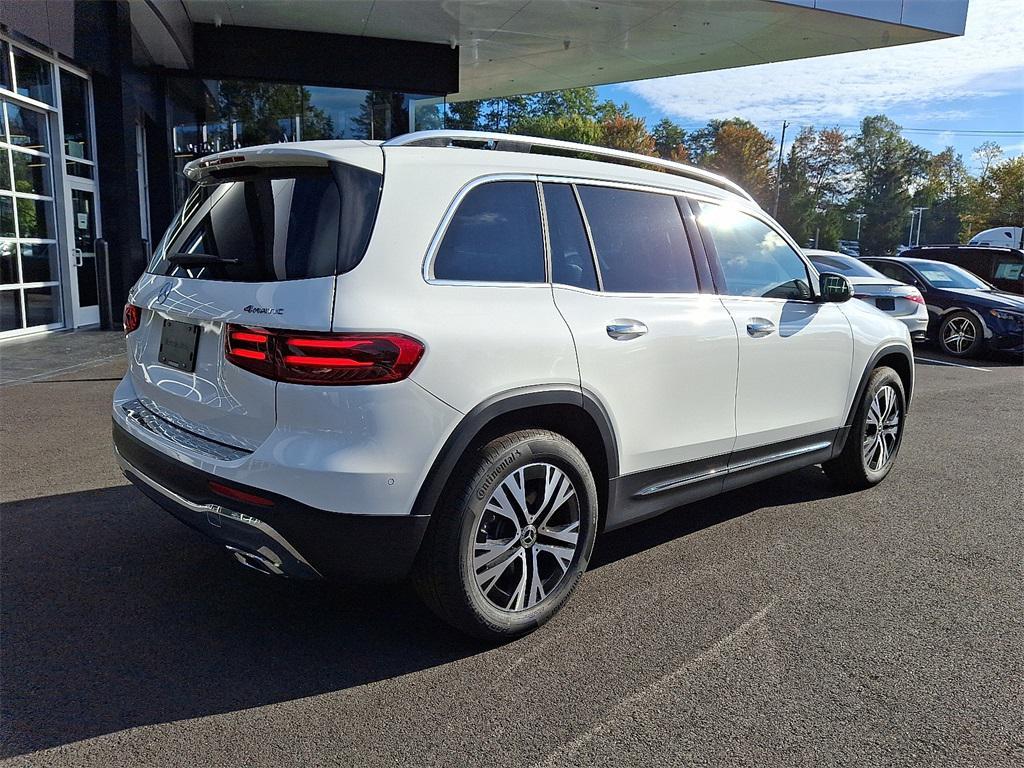 new 2026 Mercedes-Benz GLB 250 car, priced at $52,595