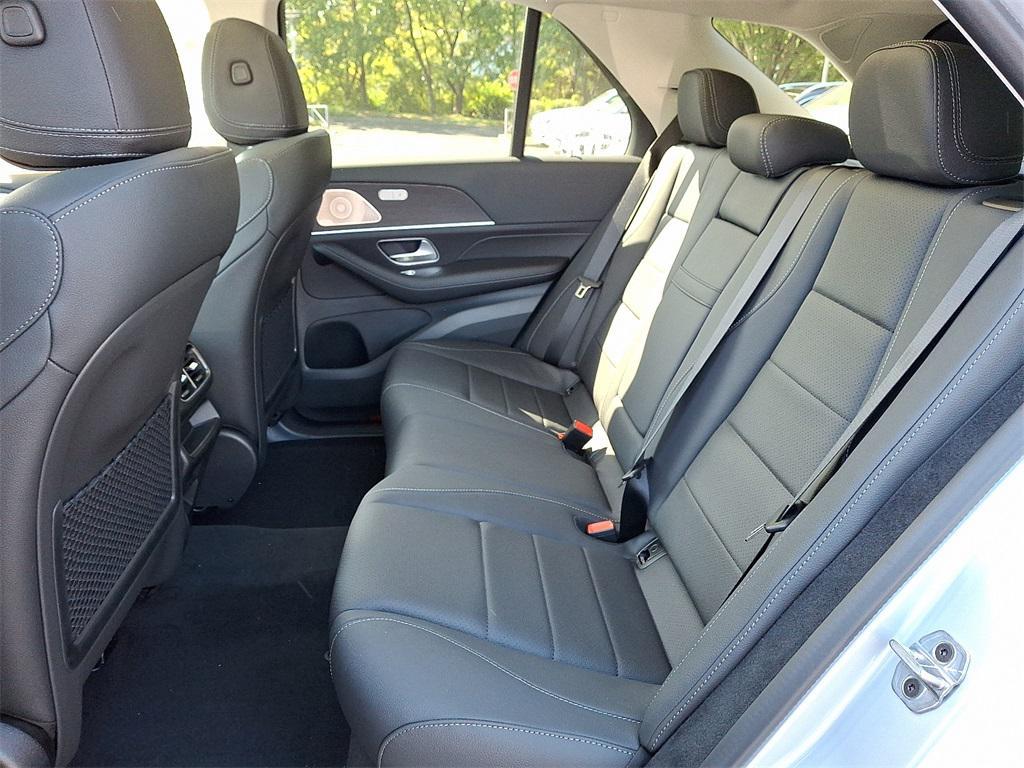 new 2026 Mercedes-Benz GLE 450 car, priced at $81,230