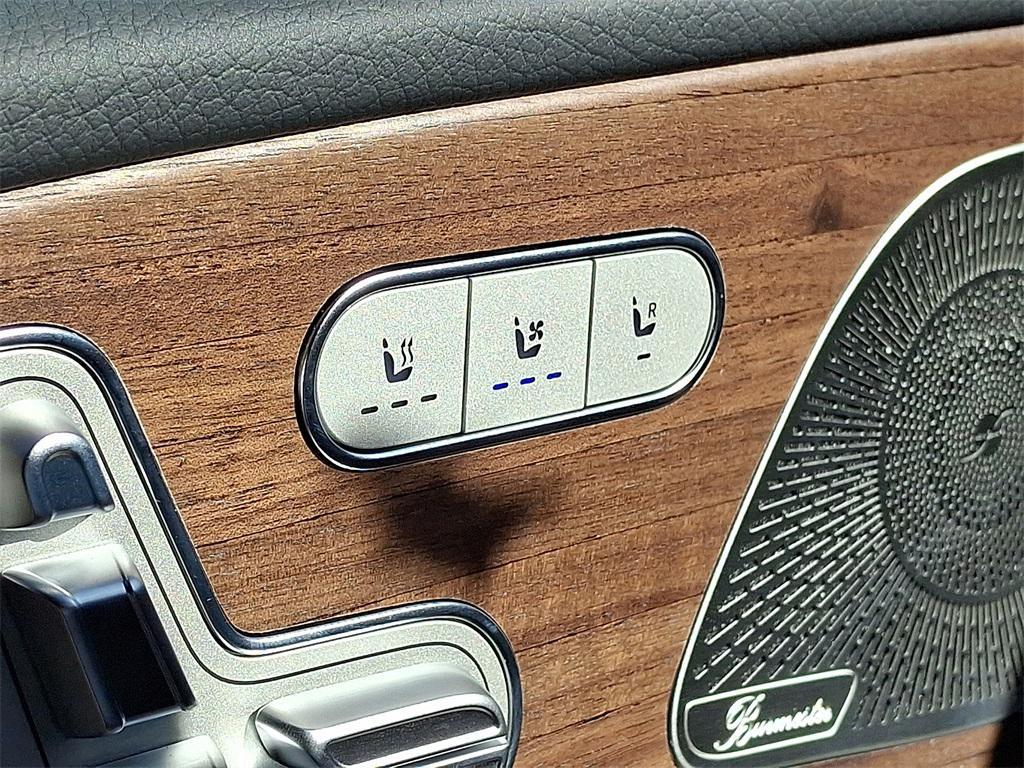 new 2026 Mercedes-Benz GLS 450 car, priced at $102,880