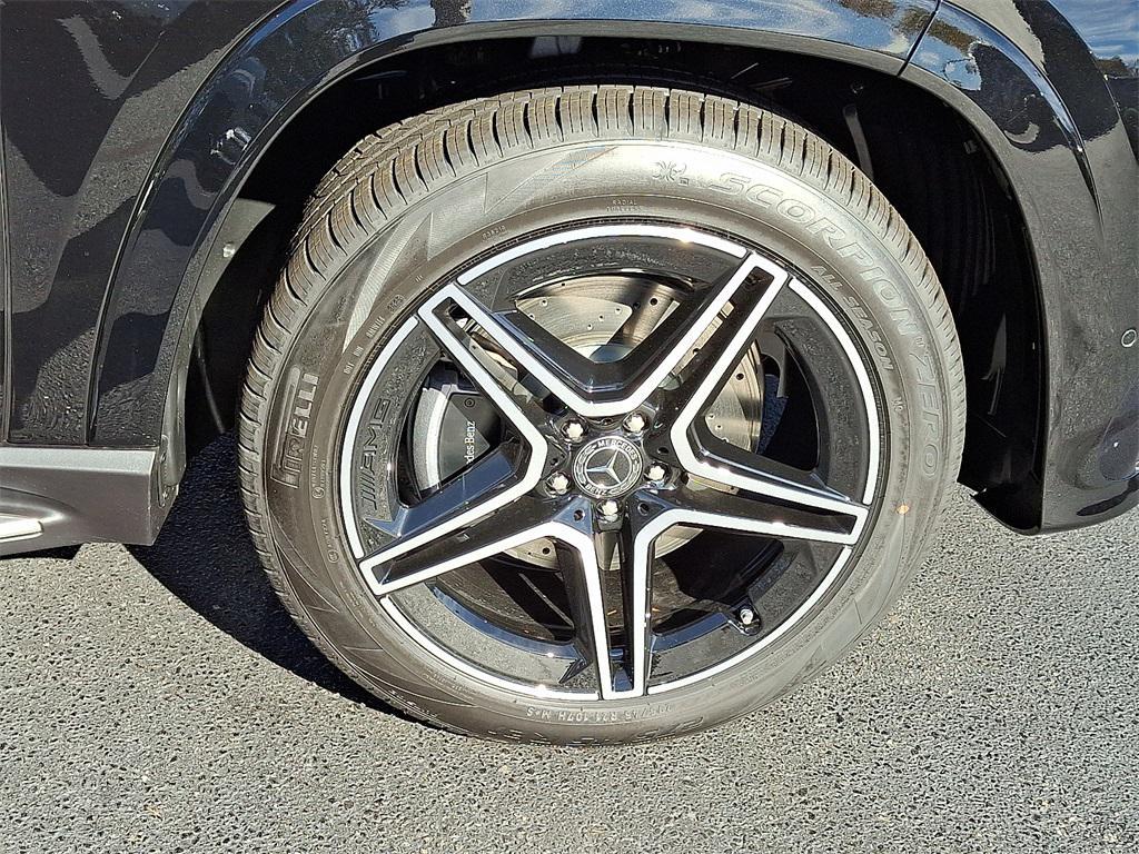 new 2026 Mercedes-Benz GLS 450 car, priced at $102,880