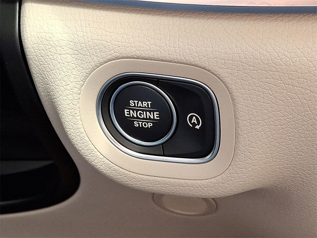 new 2026 Mercedes-Benz GLS 450 car, priced at $110,015