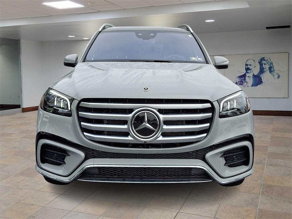 new 2025 Mercedes-Benz GLS 450 car, priced at $101,275
