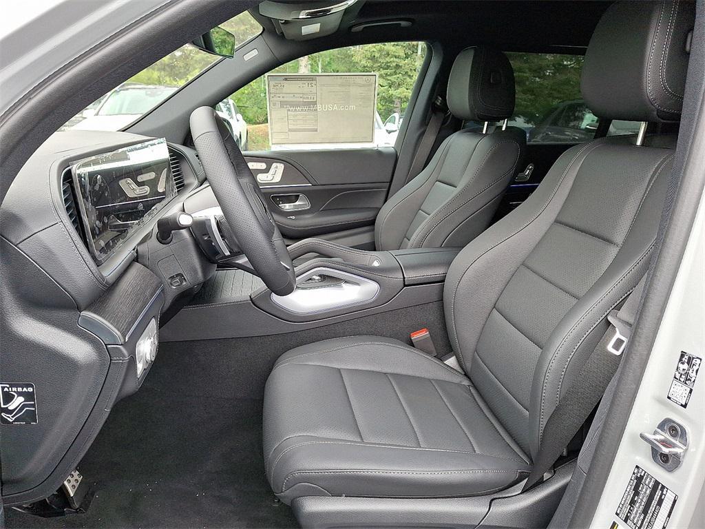 new 2025 Mercedes-Benz GLS 450 car, priced at $101,275
