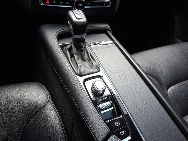 used 2020 Volvo XC90 car, priced at $28,981