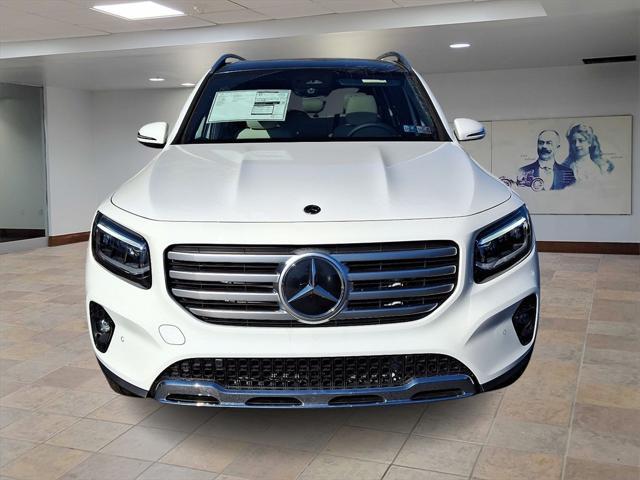 new 2025 Mercedes-Benz GLB 250 car, priced at $51,395