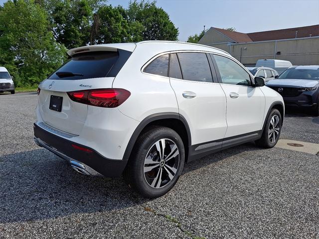 new 2025 Mercedes-Benz GLA 250 car, priced at $47,295