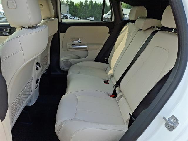new 2025 Mercedes-Benz GLA 250 car, priced at $47,295