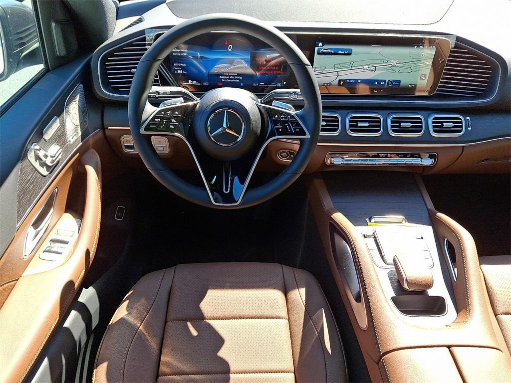 new 2025 Mercedes-Benz GLE 450 car, priced at $82,100