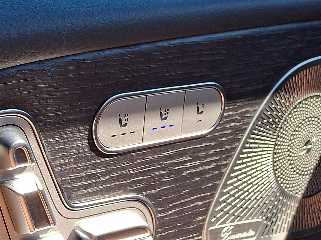 new 2025 Mercedes-Benz GLE 450 car, priced at $82,100