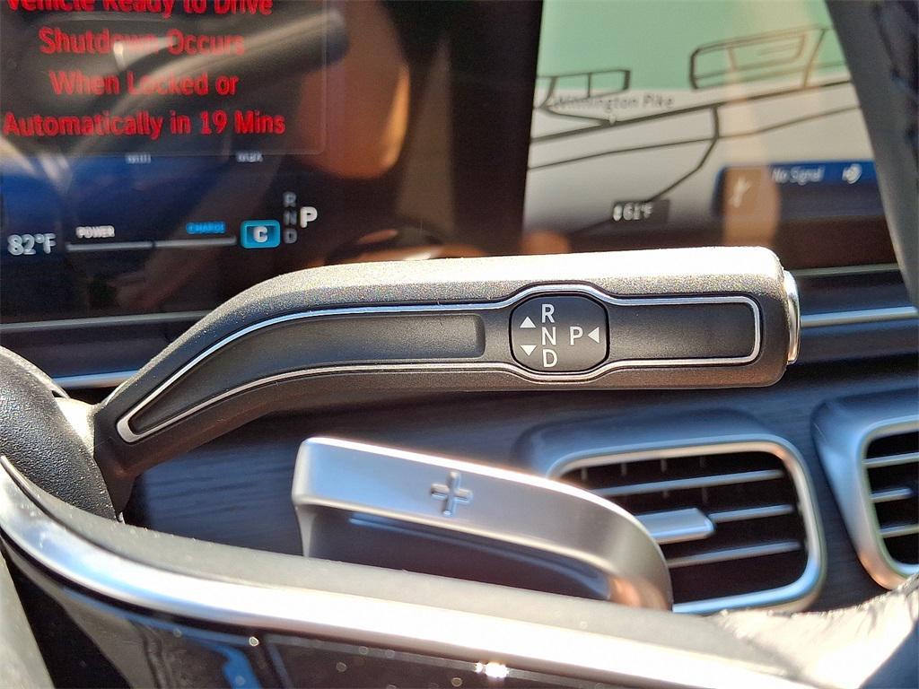 new 2025 Mercedes-Benz GLE 450 car, priced at $82,100